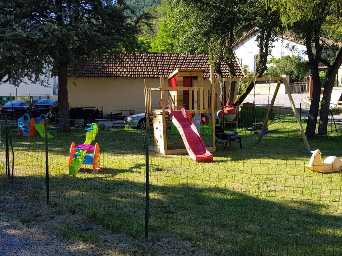 Alpes Hotel Barrême 外观 照片